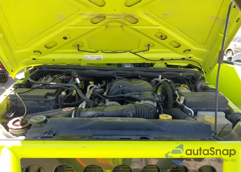 2016 Jeep Wrangler Unlimited Sport z USA, uszkodzony, nr VIN 1C4BJWDG1GL315978